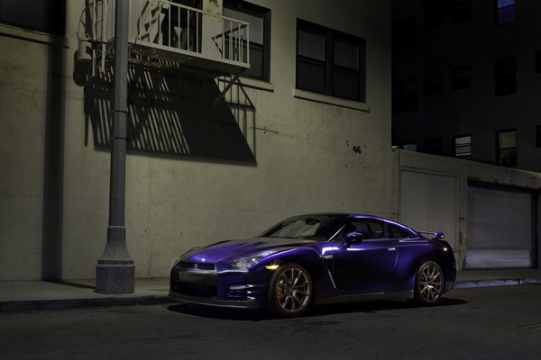 ������� ���� �� Nissan GT-R 2013